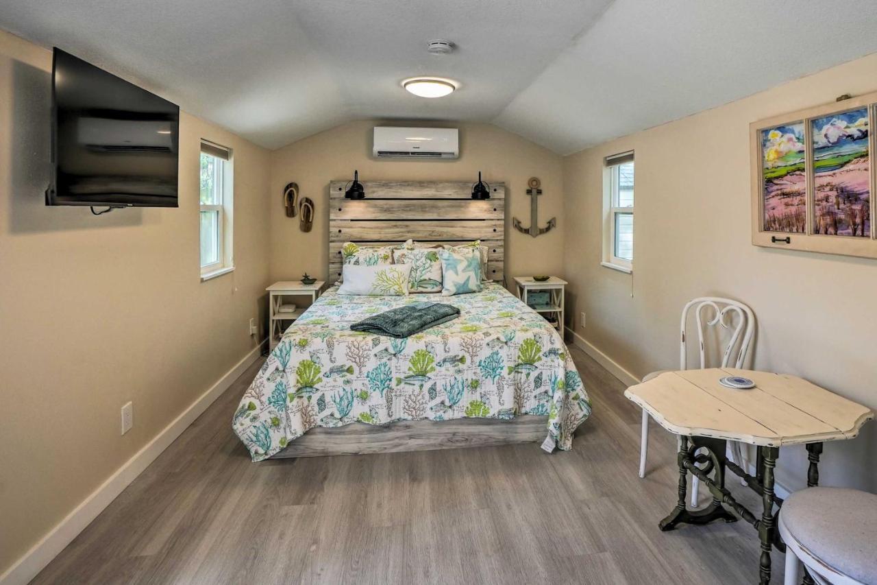 Tropical Palm Harbor Studio Walk To Gulf! Экстерьер фото